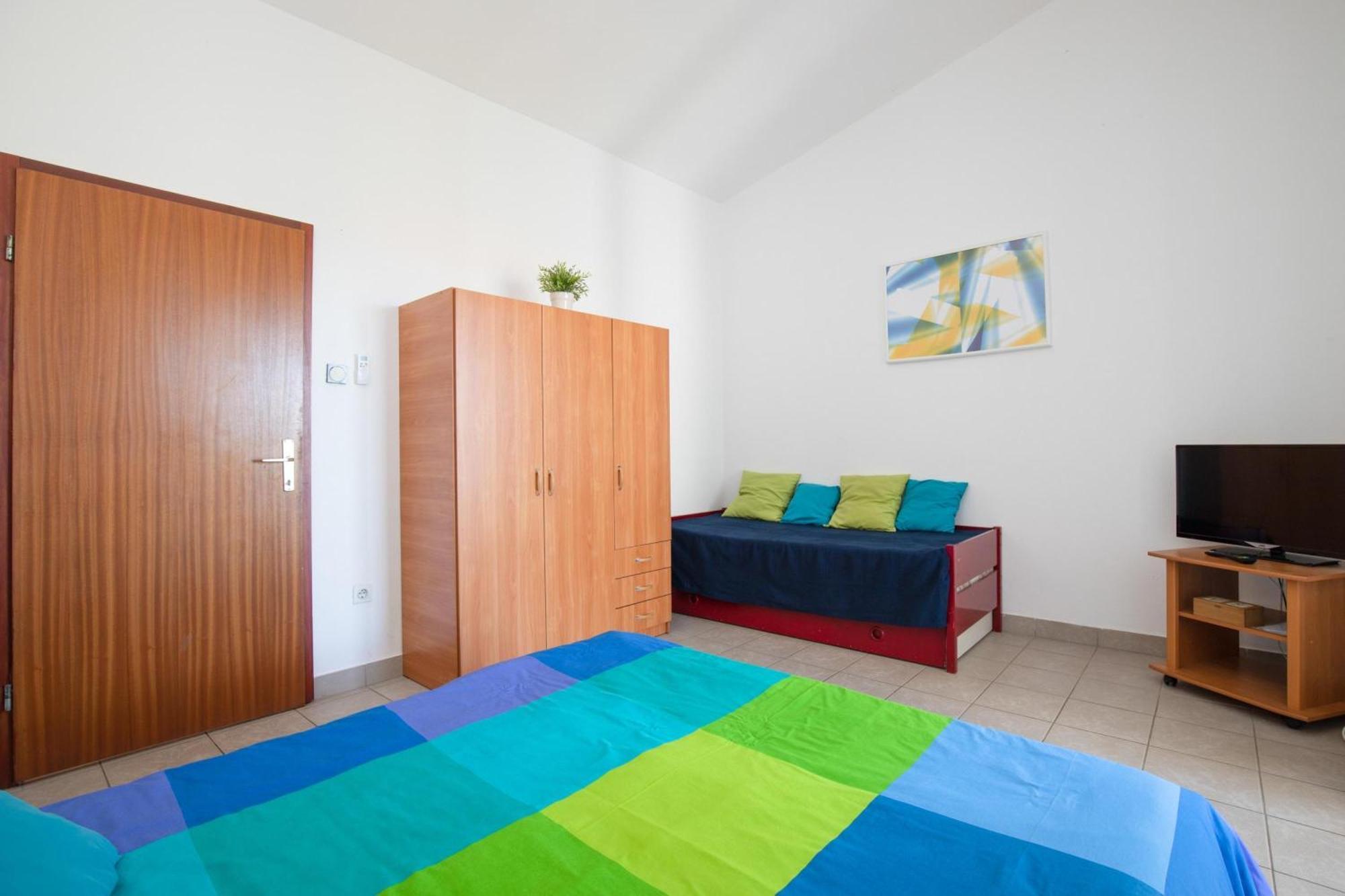 Apartments Brankica Island - Happy Rentals Vantacici Exterior foto